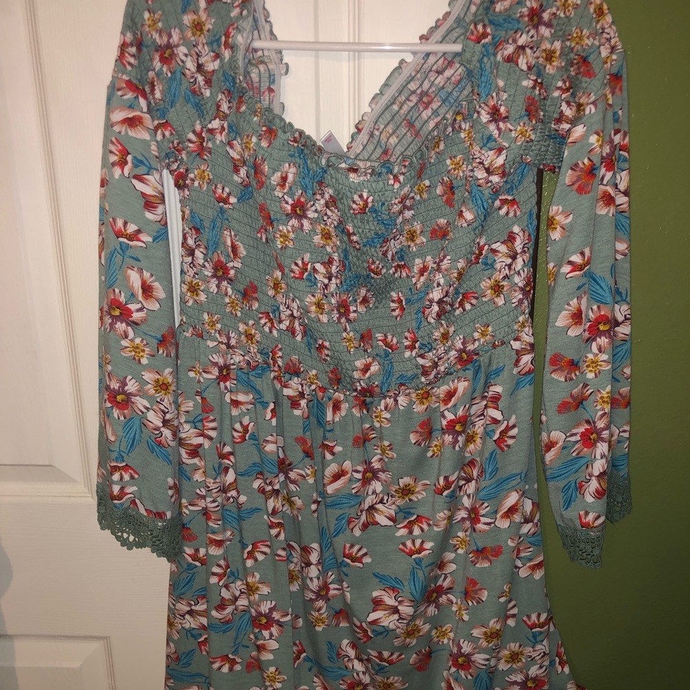 Dress with flowers